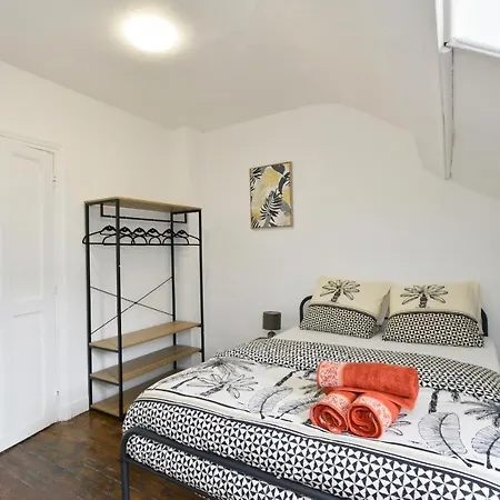 Apartment Group