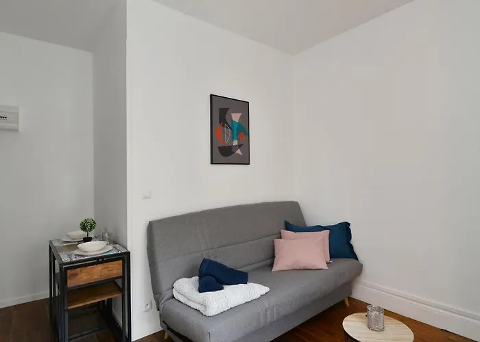 Group * Saint-Quentin (Aisne)